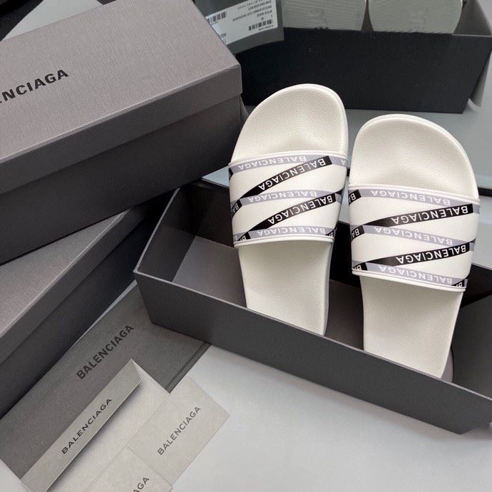 Balenciaga Slippers